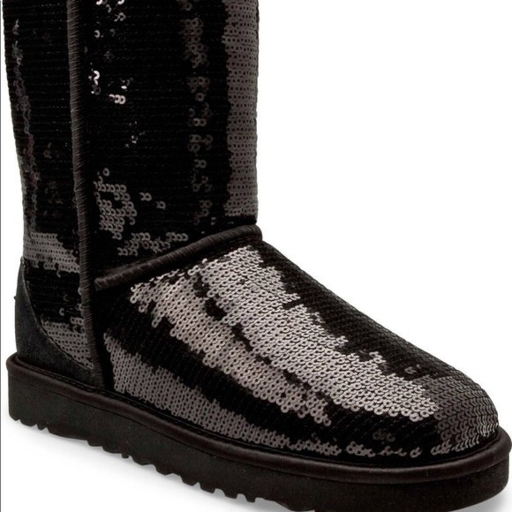 Sequin Ugg boots 🖤✨✨